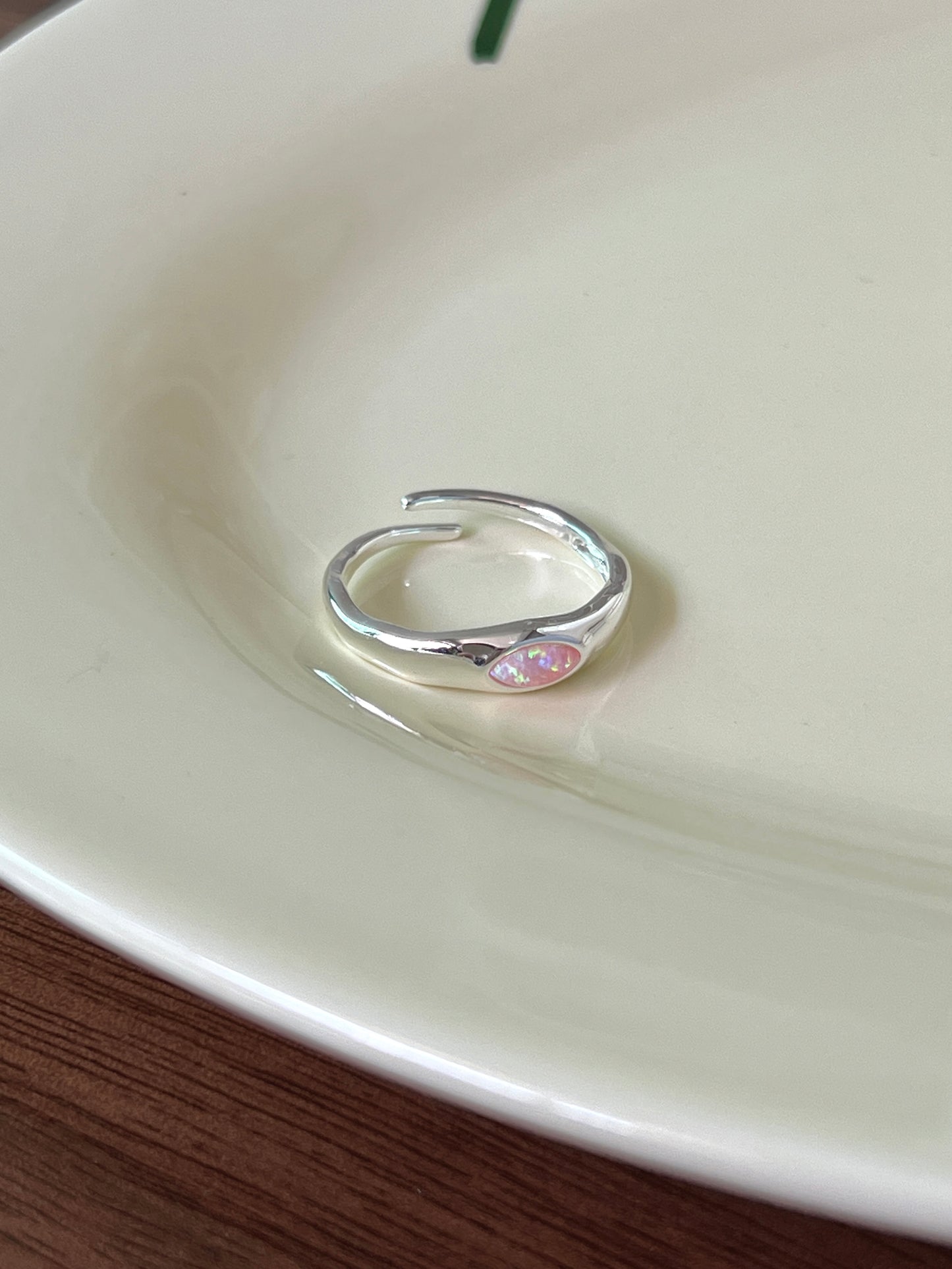 VIGVOG Tourmaline & Pearl Statement Ring
