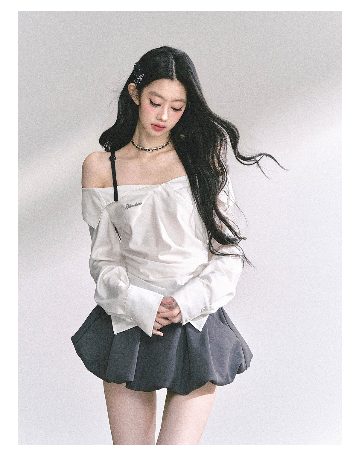 SHAOYEYAN London Story Off-Shoulder Plaid Shirt