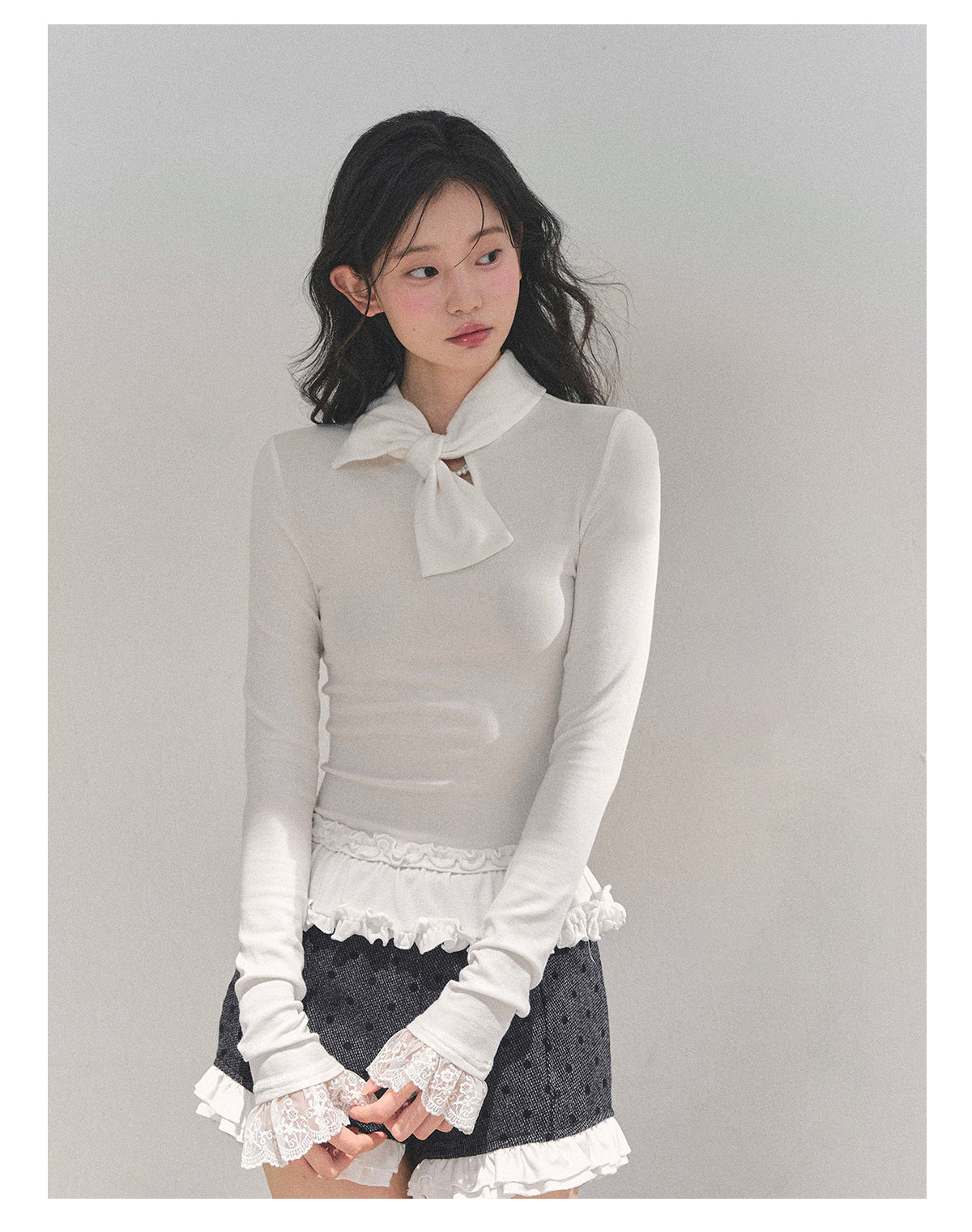 ShaoYeYan She Shatters Moonlight Ruffle Lace T-Shirt