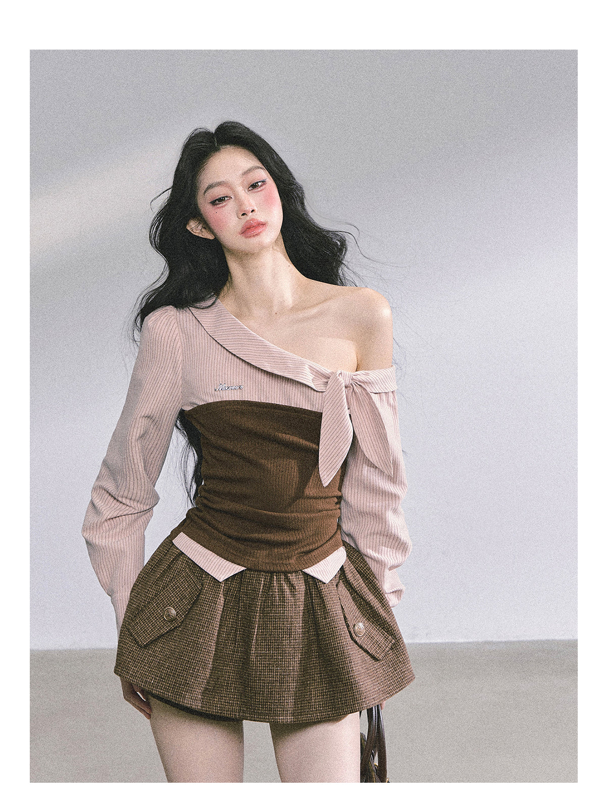 ShaoYeYan Fake Two-Piece Off-Shoulder Plaid T-Shirt
