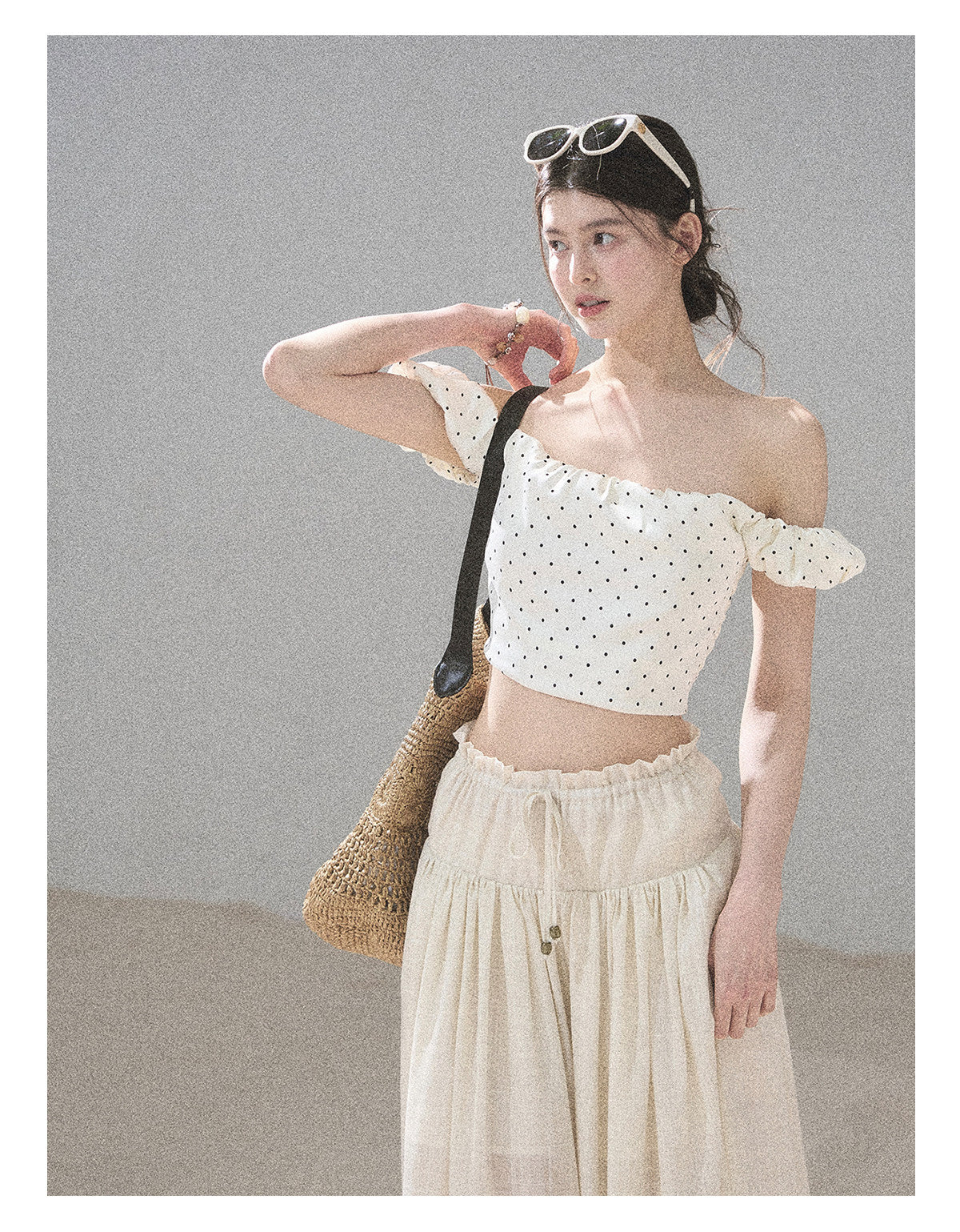 ShaoYeYan Aomalm Plaid Old Times Off-Shoulder Short Sleeve Top