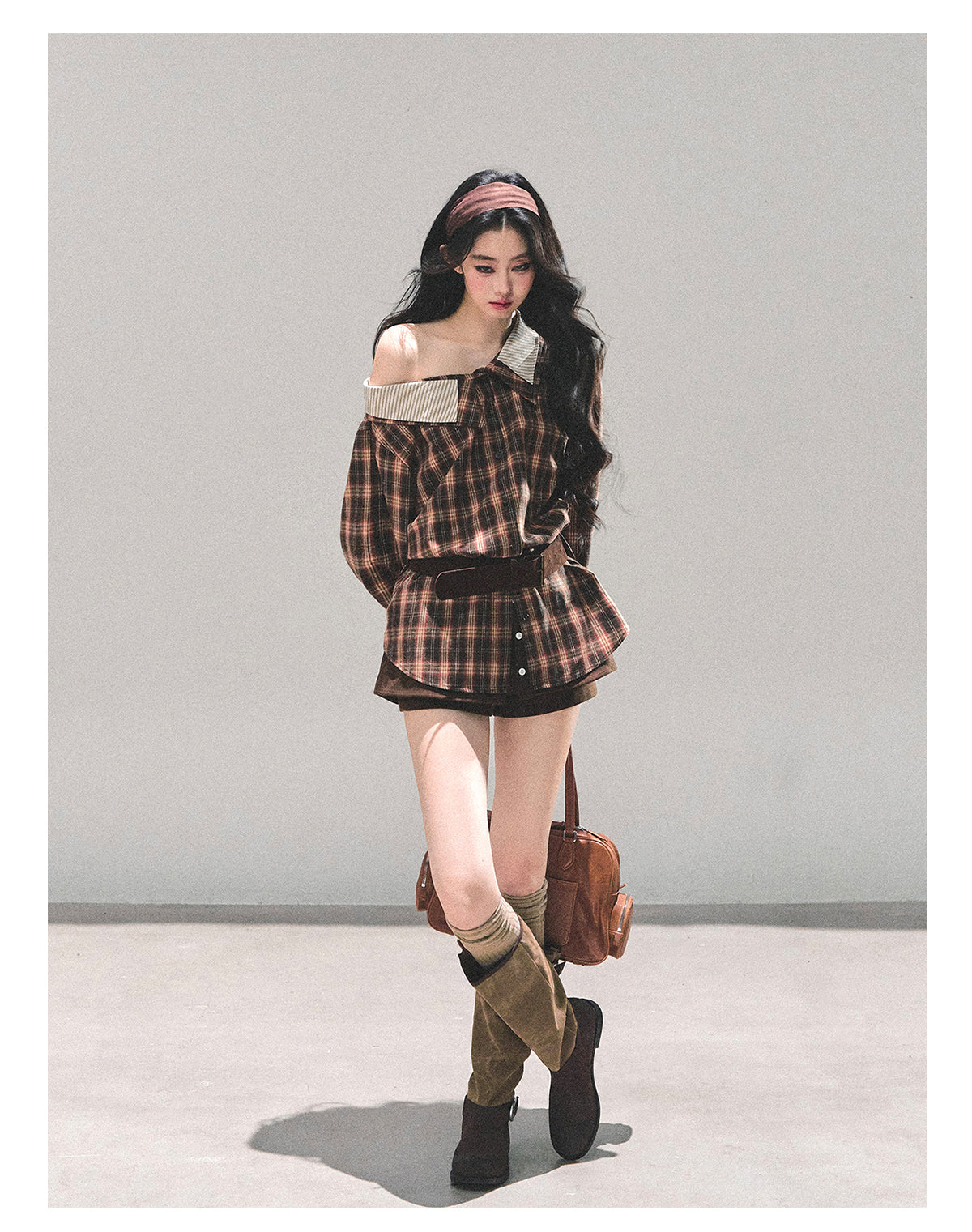 ShaoYeYan Streets She Passed Off-Shoulder Plaid Shirt