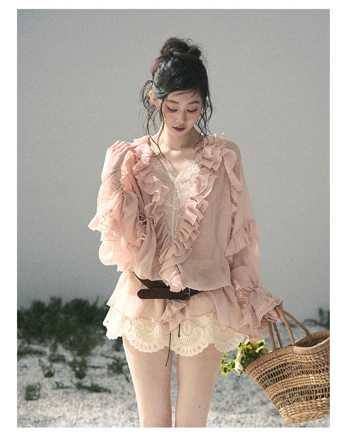 ShaoYeYan Aomalm Listening to Wind's Whisper French Ruffle Lace Blouse