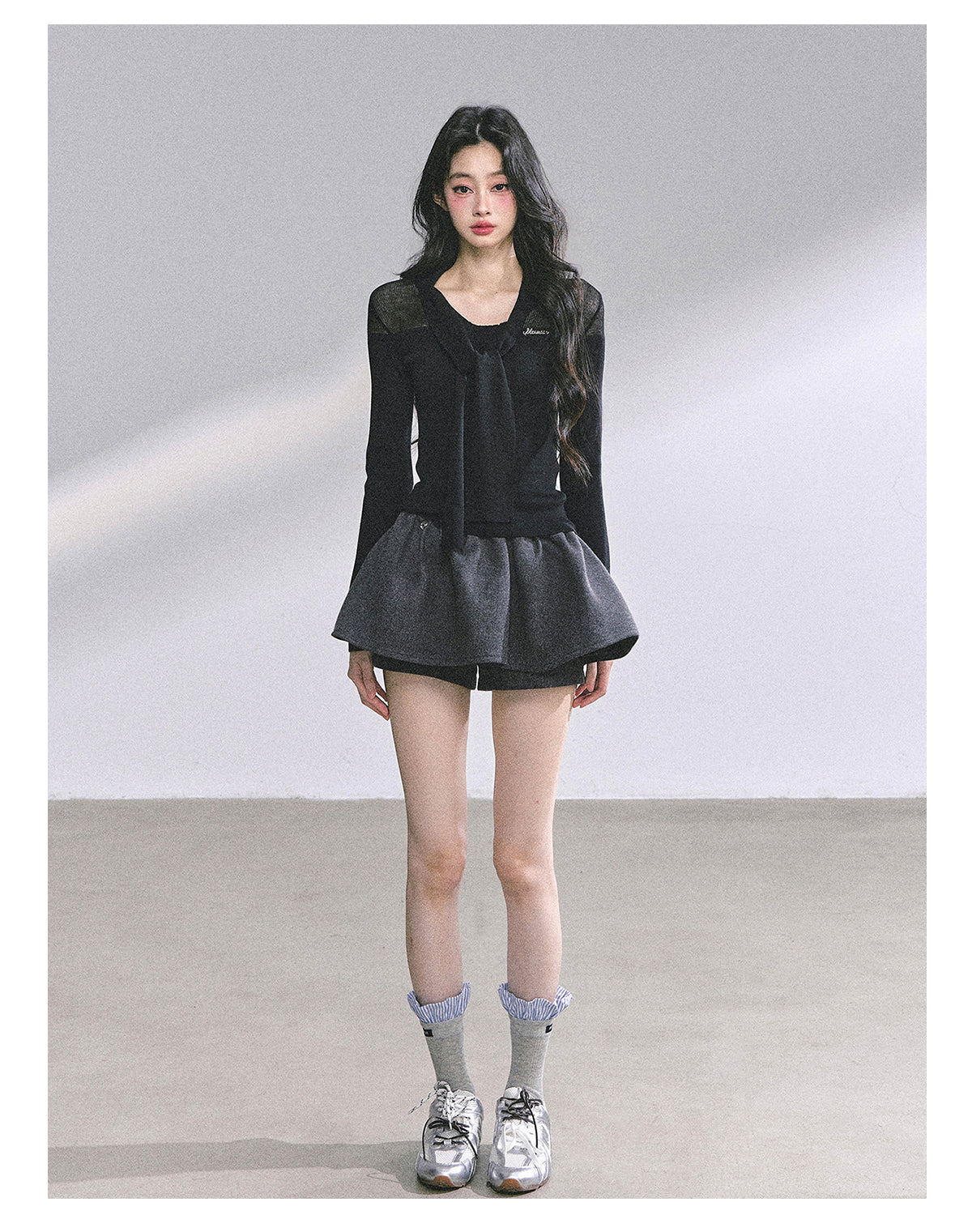 SHAOYEYAN Black Knitted Long Sleeve T-Shirt