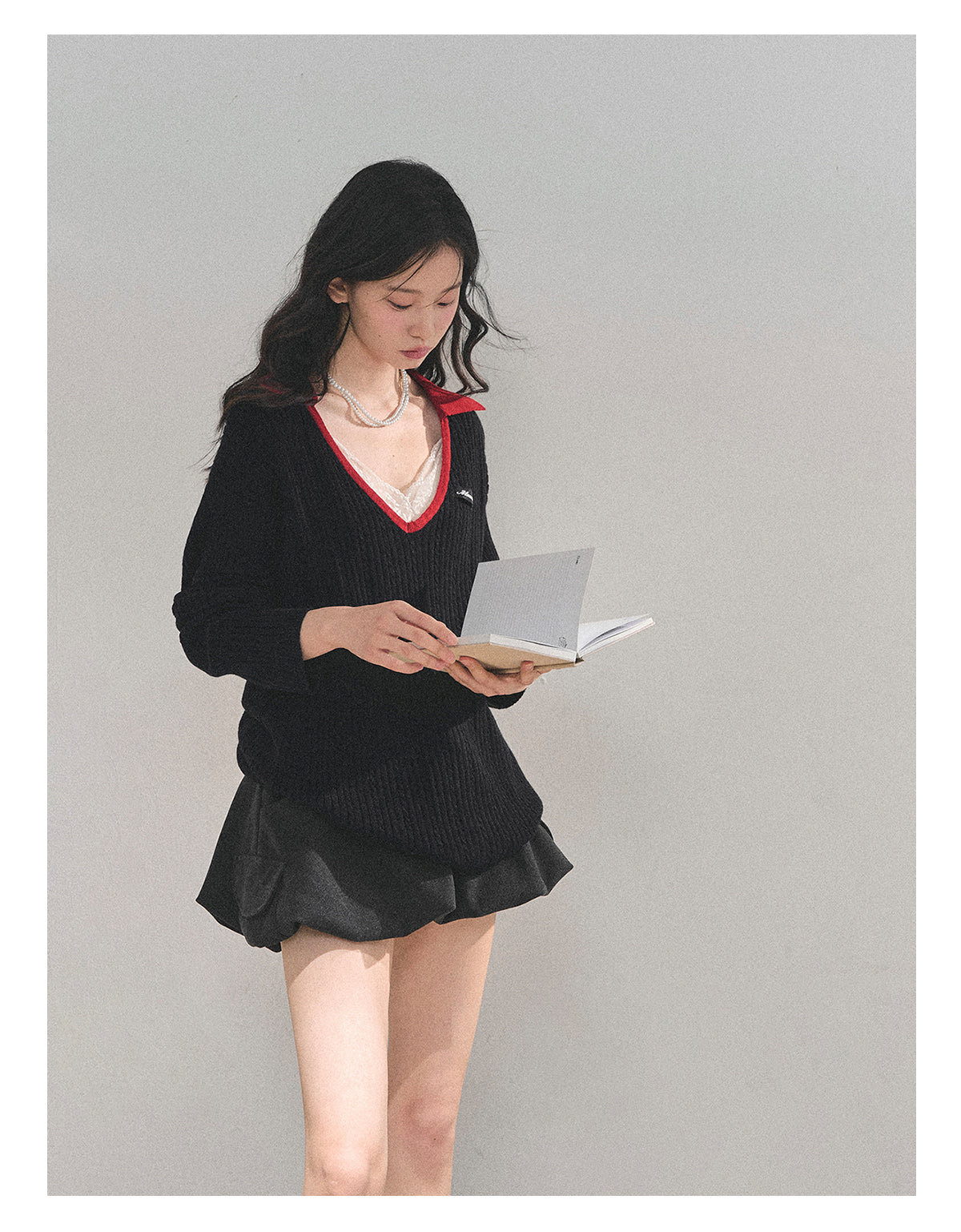 ShaoYeYan Aomalm Before Night Melts V-Neck Wool Sweater