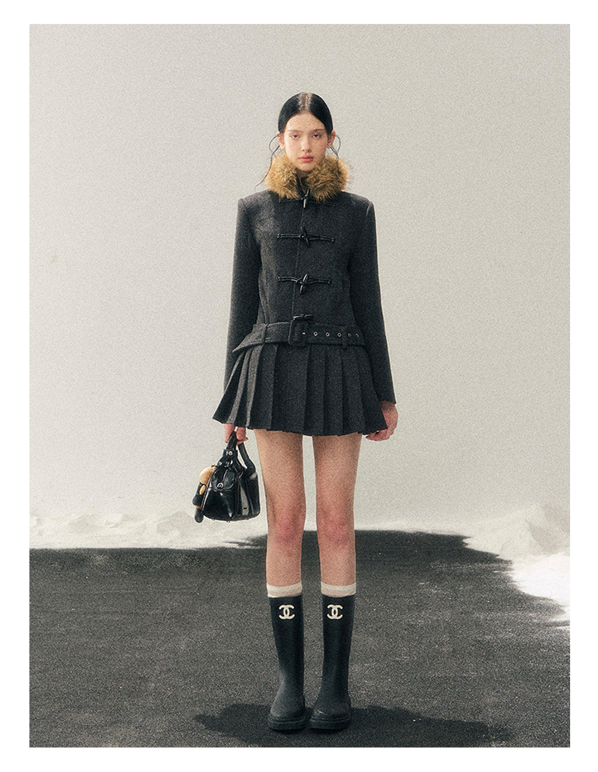 ShaoYeYan Aomalm Winter's Whisper Toggle Wool Coat