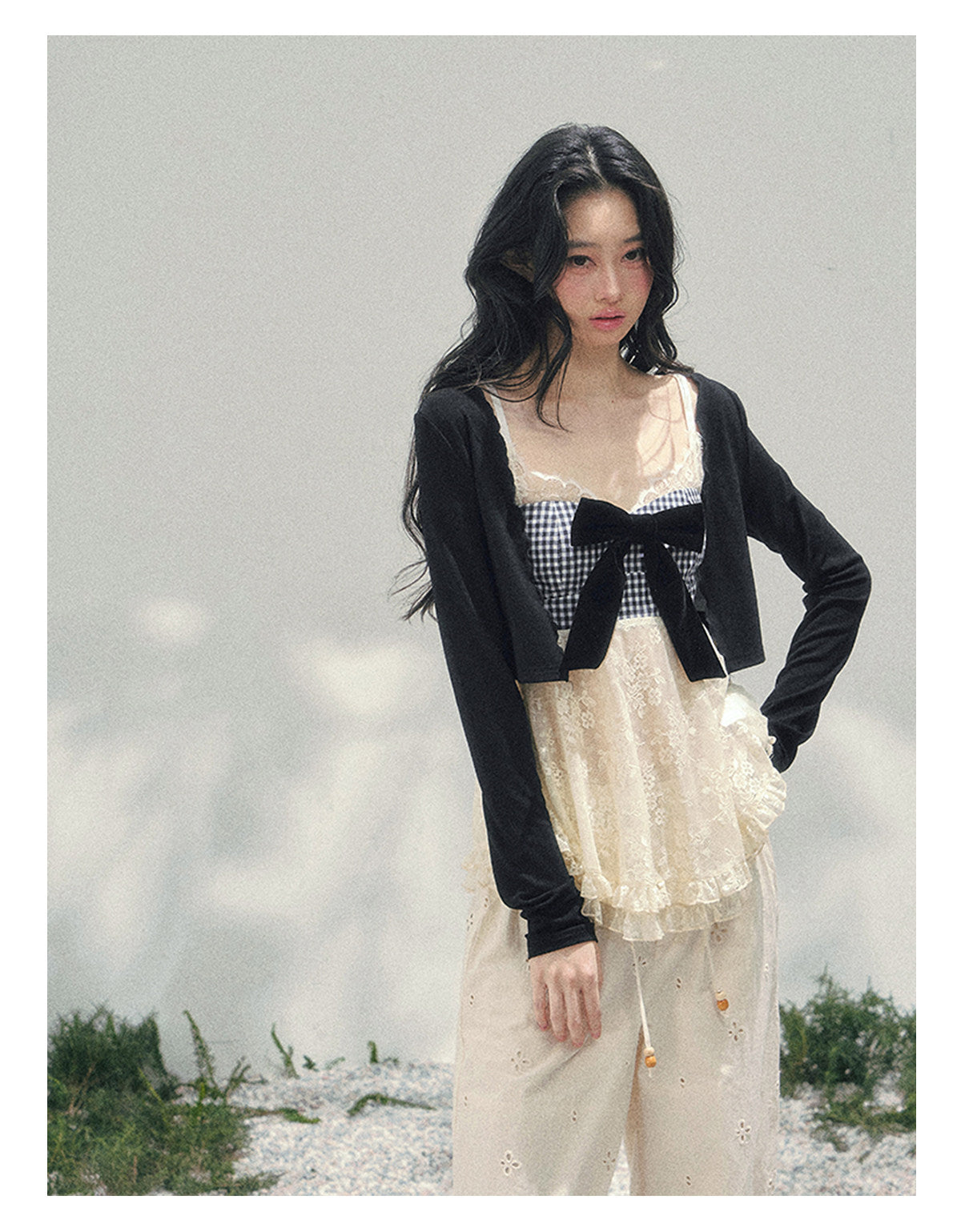 ShaoYeYan Aomalm She Passes Through Blossoms Bow Lace Plaid Tee