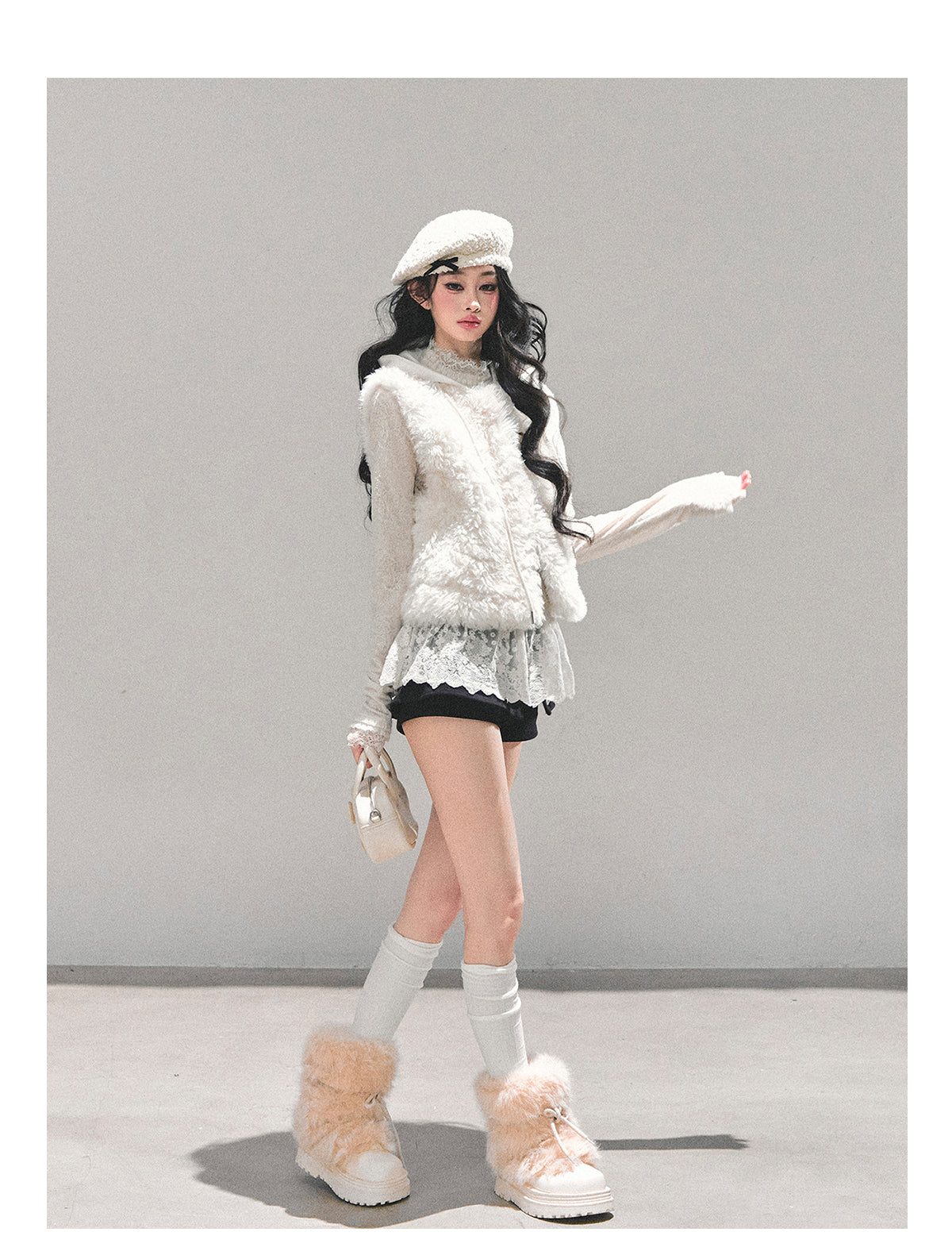 ShaoYeYan Light Snow Lamb Fur Vest
