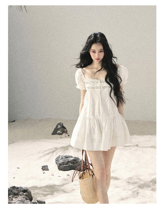 ShaoYeYan Aomalm Light as a Cloud French Bubble Sleeve Lace Dress