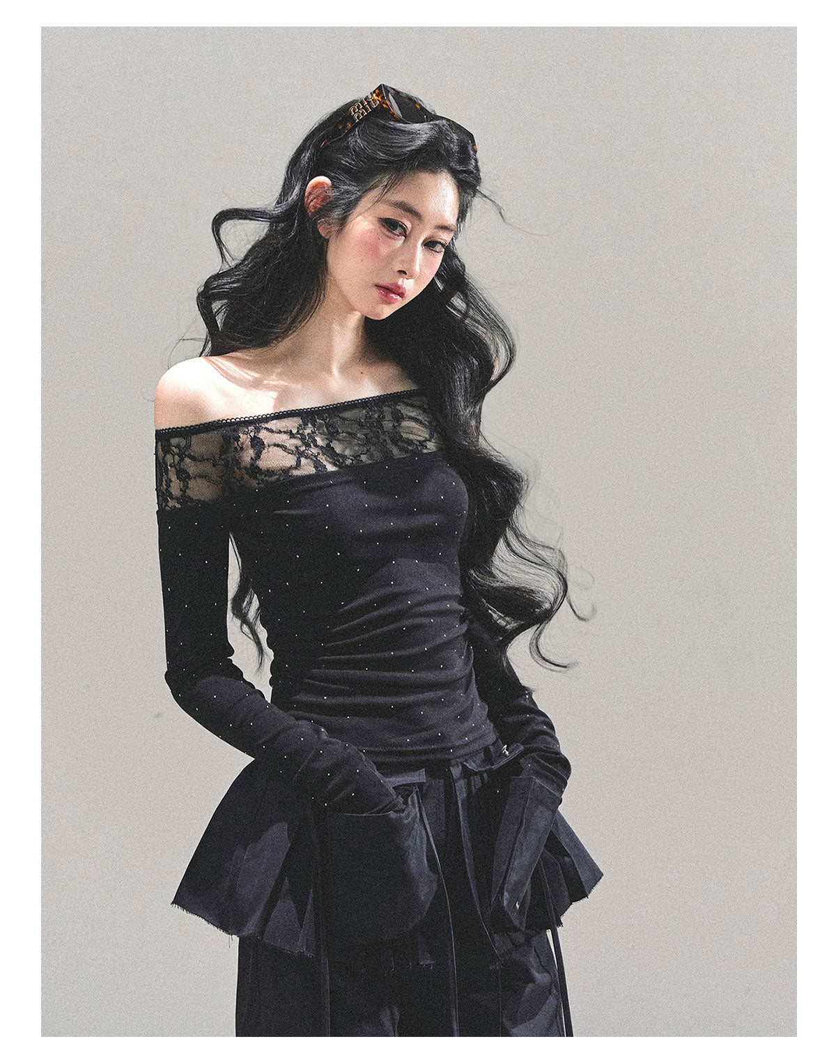 ShaoYeYan Blank Warmth Off-Shoulder Long Sleeve T-Shirt