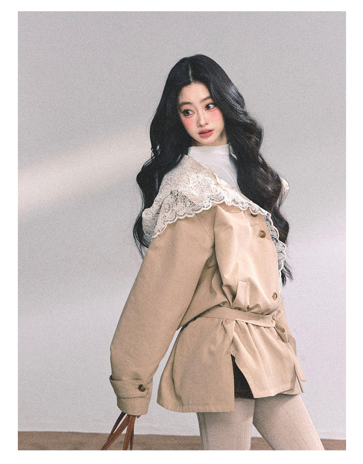 ShaoYeYan Verona Winter Loose Lace Hooded Trench Coat